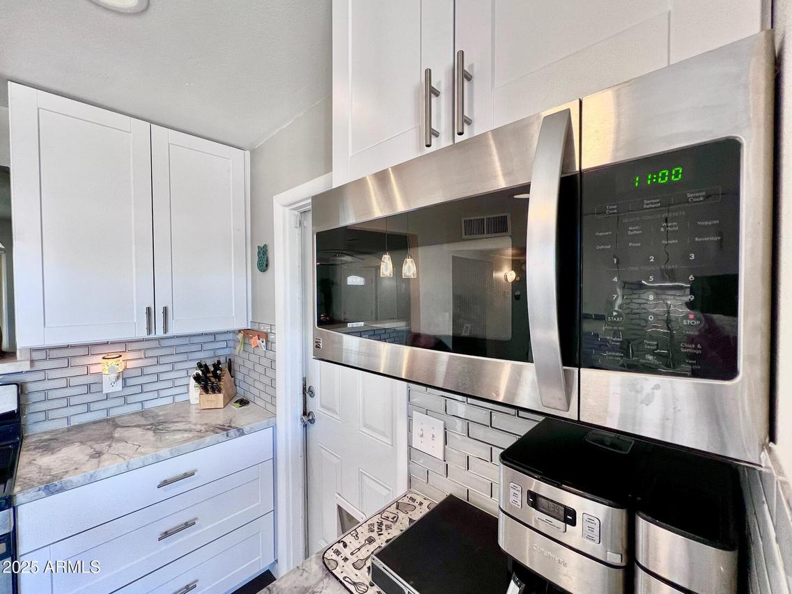 3328 W Charter Oak Rd., Phoenix, AZ 85029