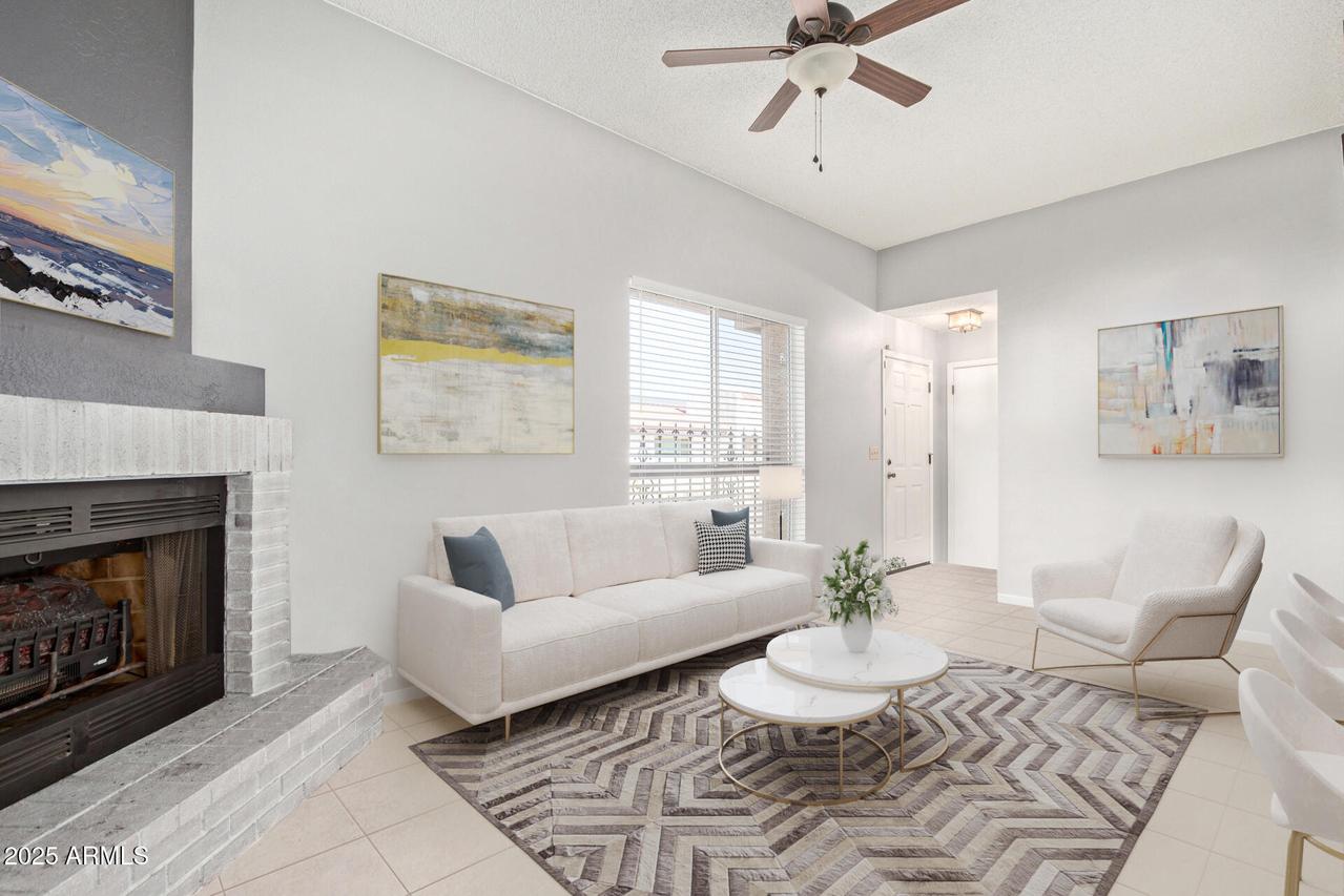 1107 E Villa Rita Dr., Phoenix, AZ 85022