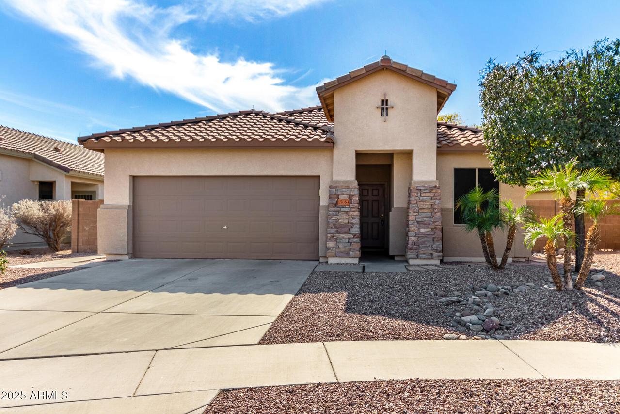 17063 W Nottingham Way, Surprise, AZ 85374