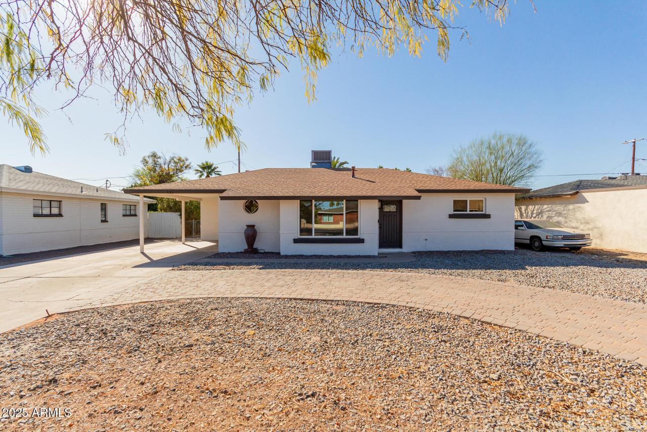 821 W Missouri Ave., Phoenix, AZ 85013
