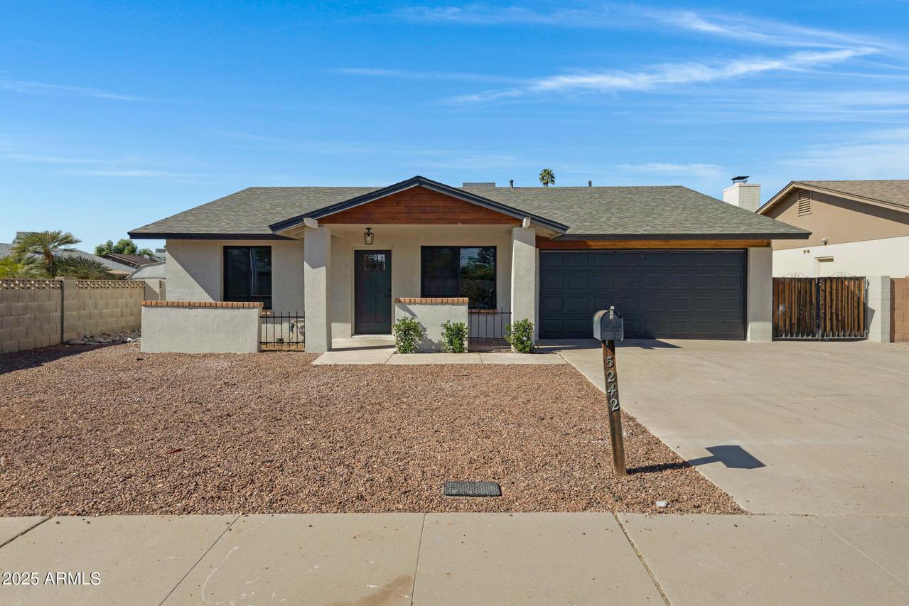 5242 S Clark Dr., Tempe, AZ 85283