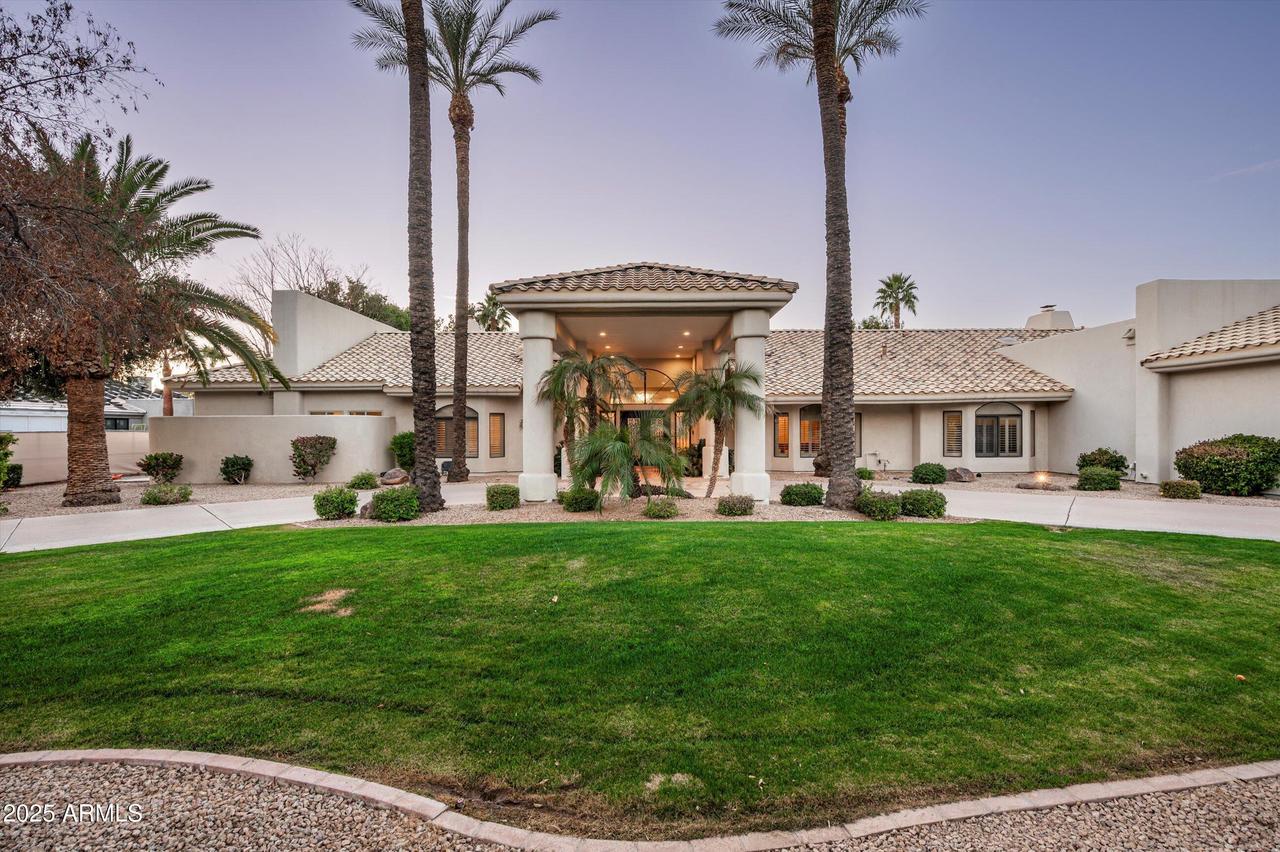 9128 N 70th St., Paradise Valley, AZ 85253