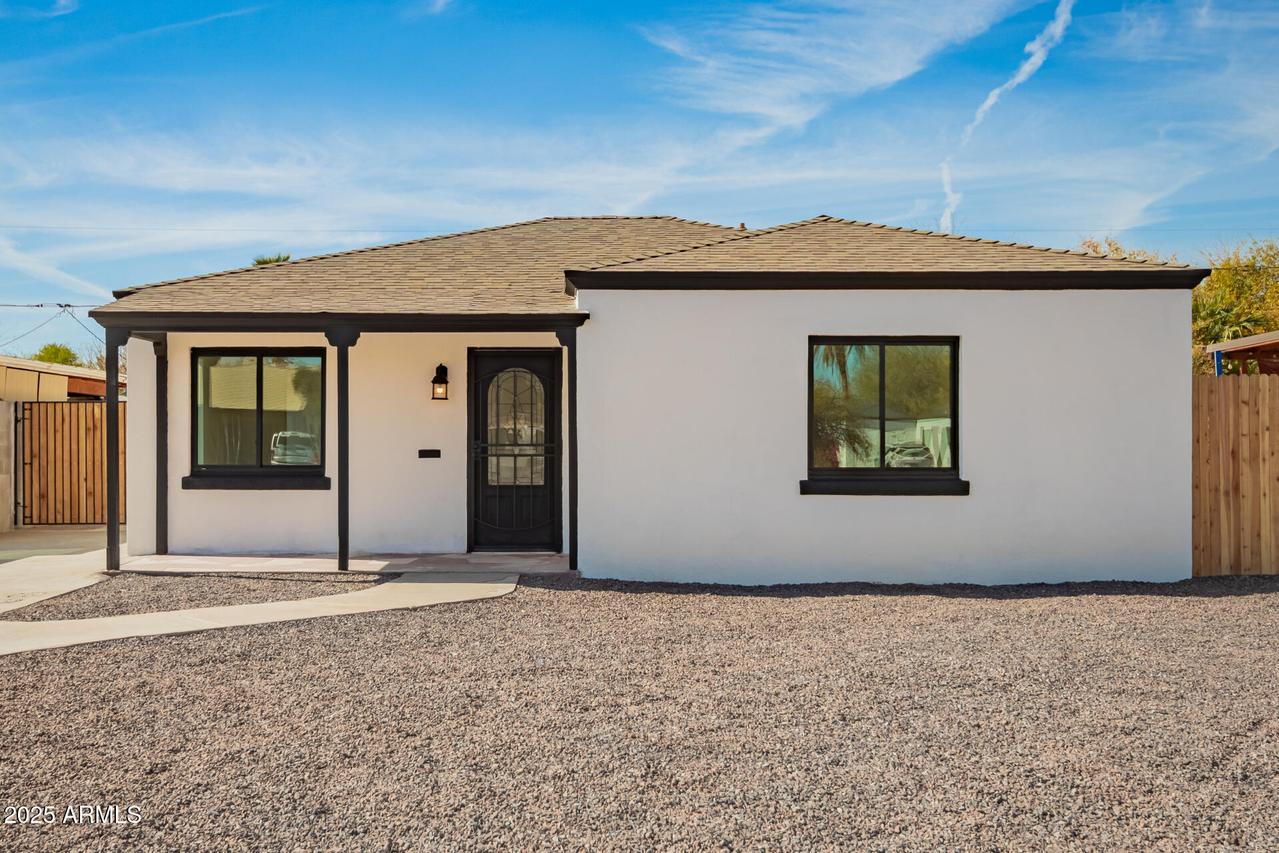 2236 N Edgemere St., Phoenix, AZ 85006