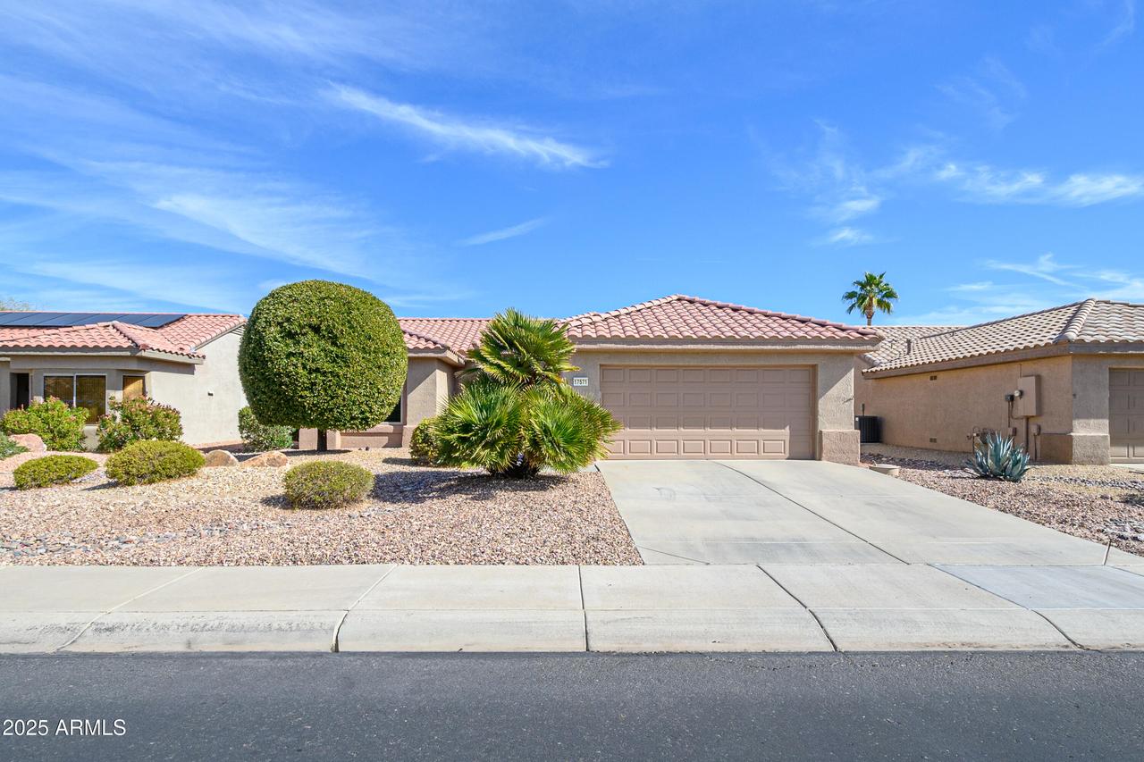 17571 N Saddle Ridge Dr., Surprise, AZ 85374