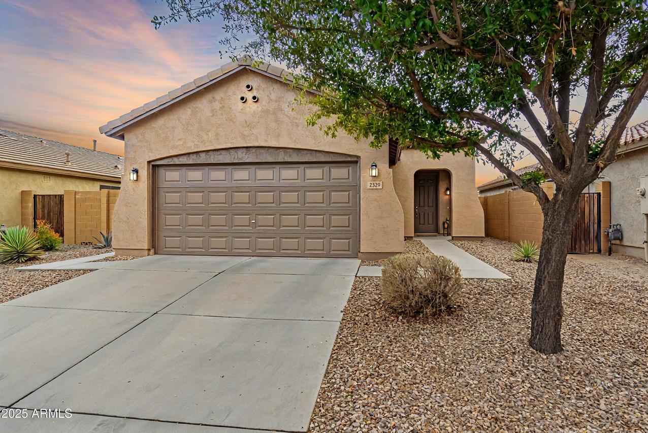 2329 W Gold Dust Ave., San Tan Valley, AZ 85144