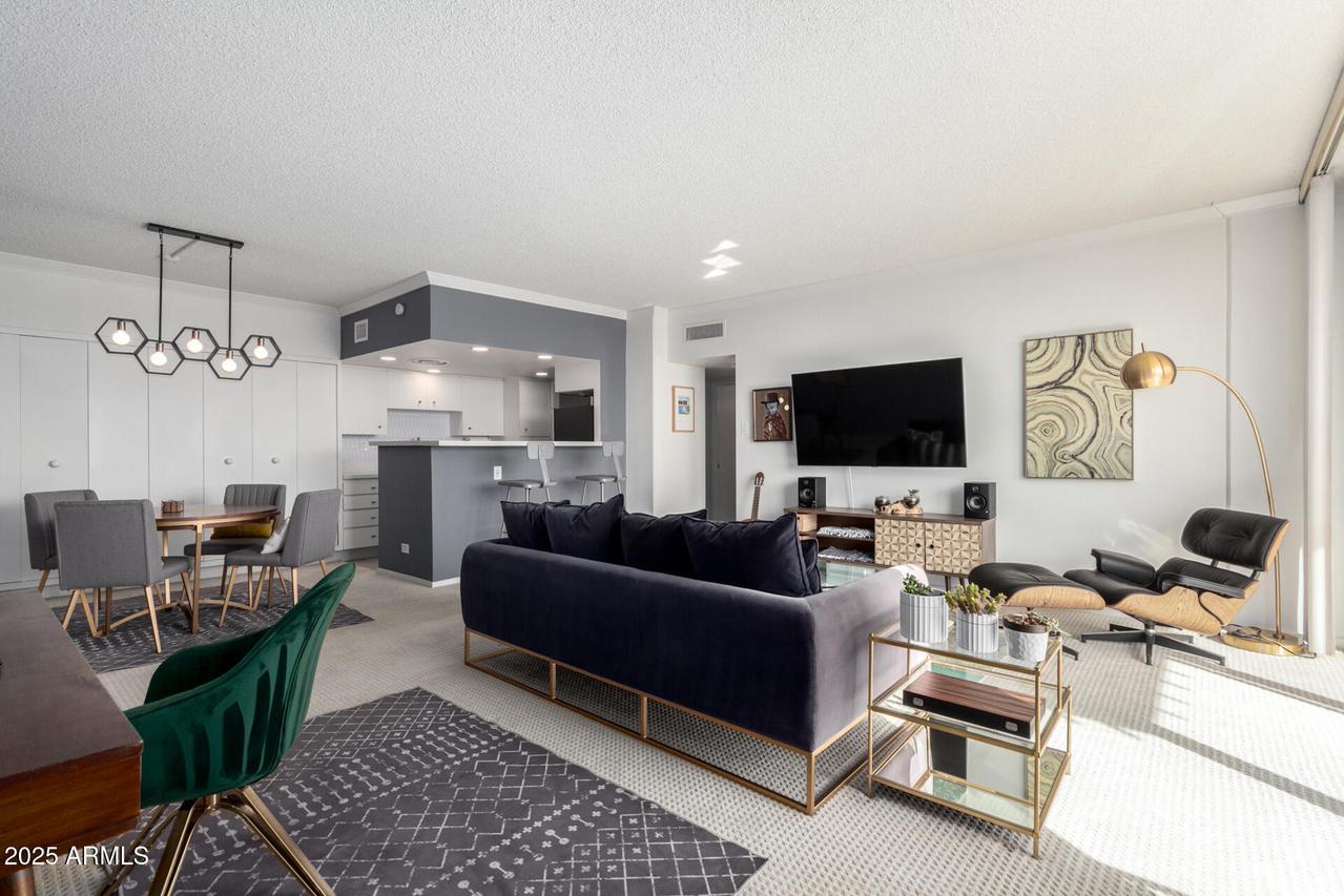 207 W Clarendon Ave. #5h, Phoenix, AZ 85013