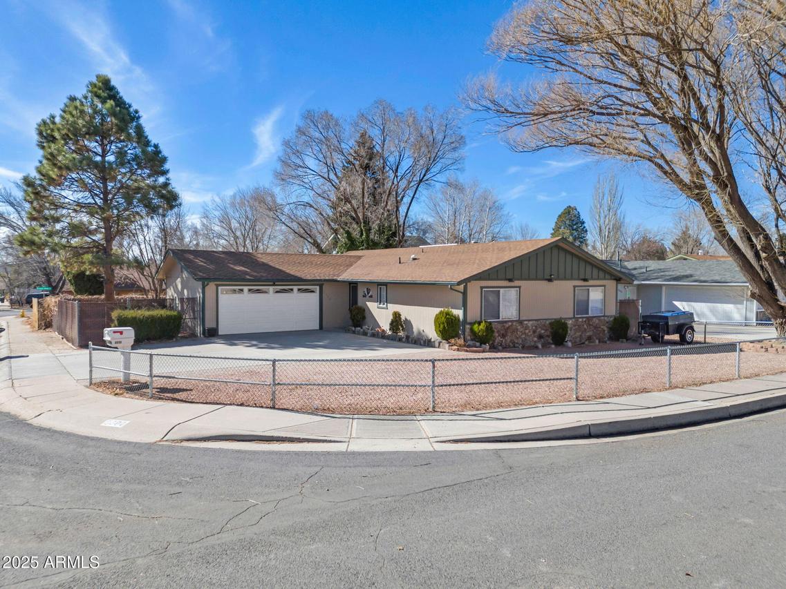 6090 N Smokerise Dr., Flagstaff, AZ 86004