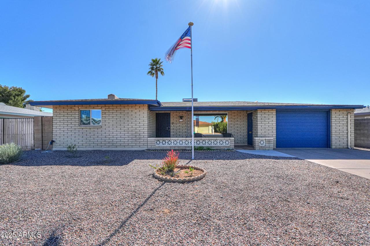 6319 E Duncan St., Mesa, AZ 85205