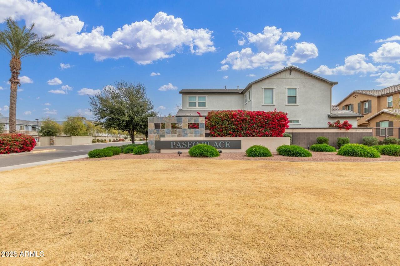 117 E Roadrunner Dr., Chandler, AZ 85286