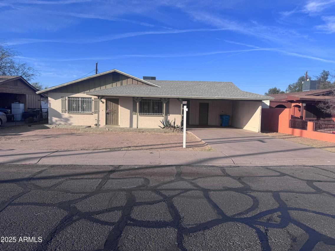 5336 W Lewis Ave., Phoenix, AZ 85035