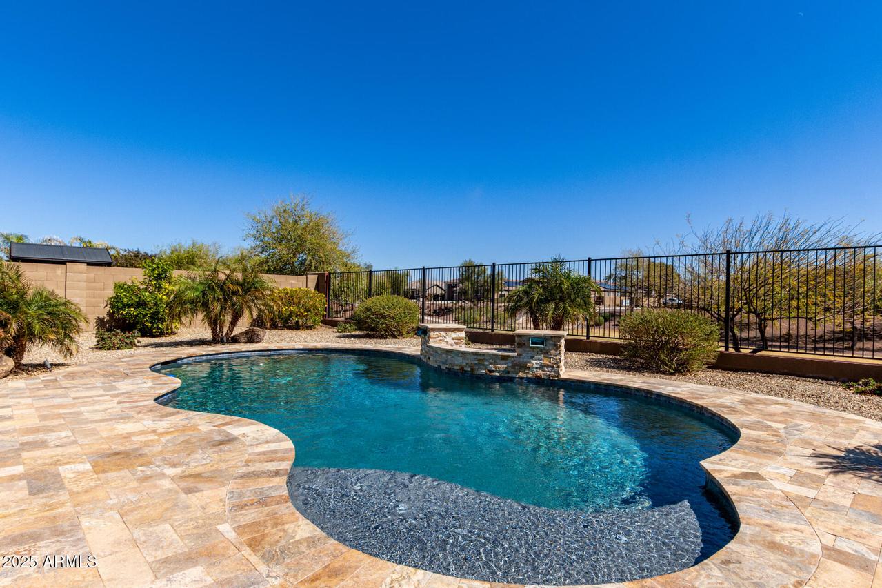 27621 N 174th Dr., Surprise, AZ 85387