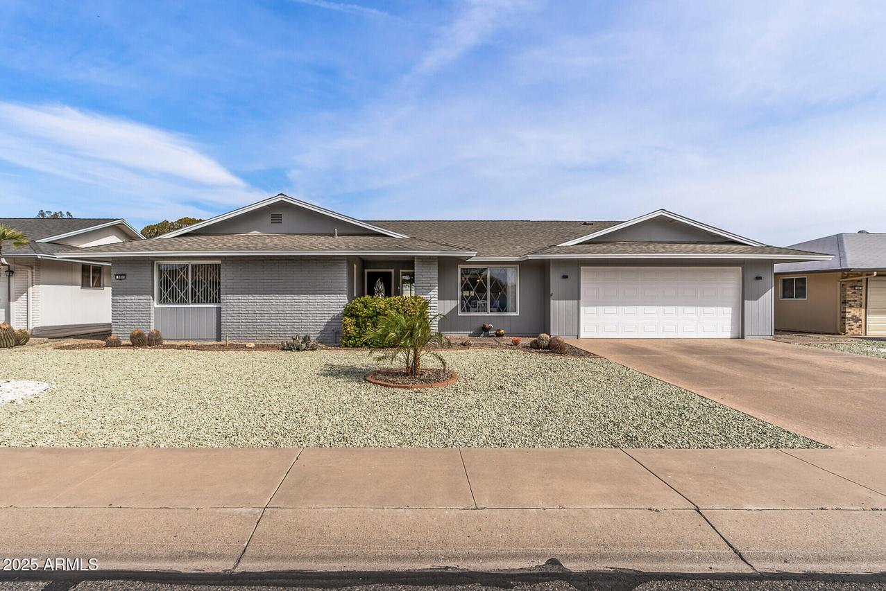 19805 N 99th Dr., Sun City, AZ 85373