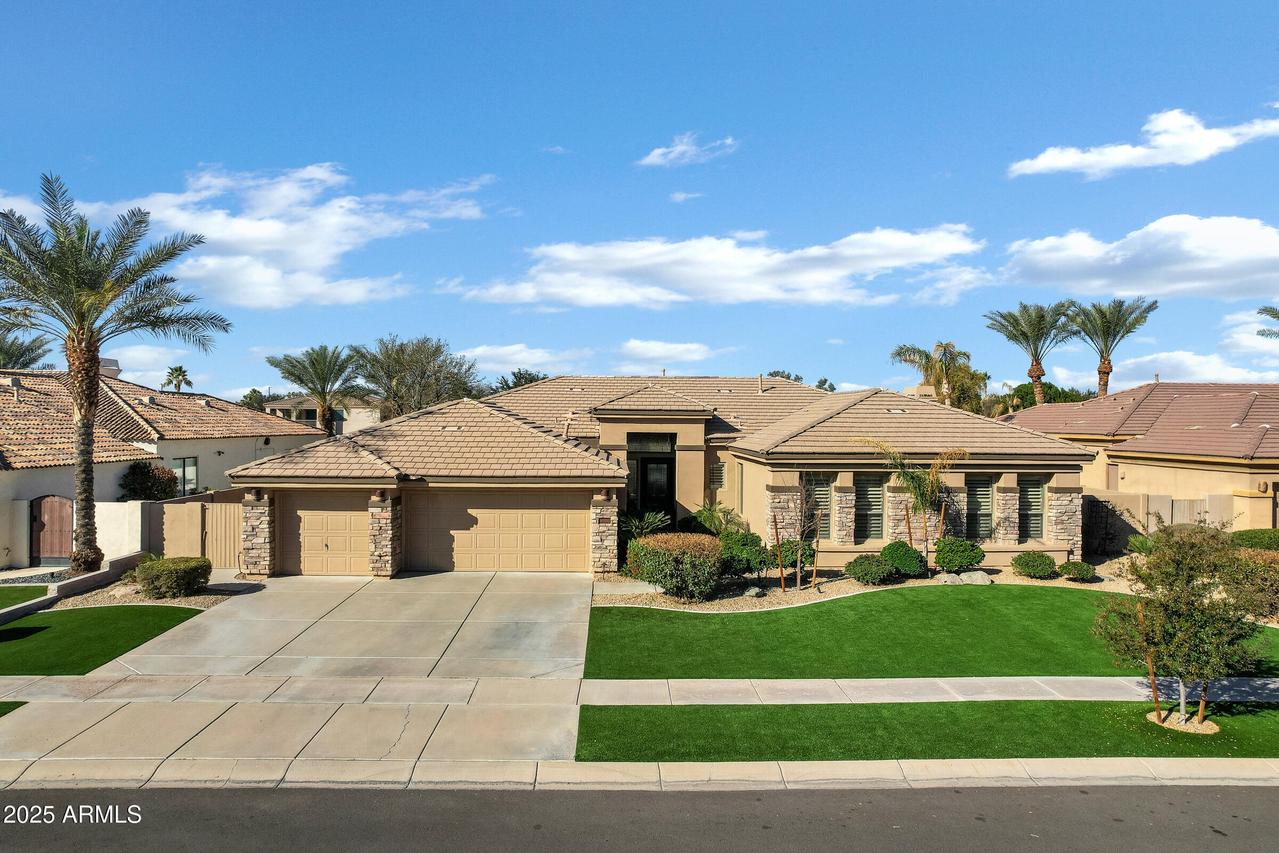 4862 S Jojoba Way, Chandler, AZ 85248