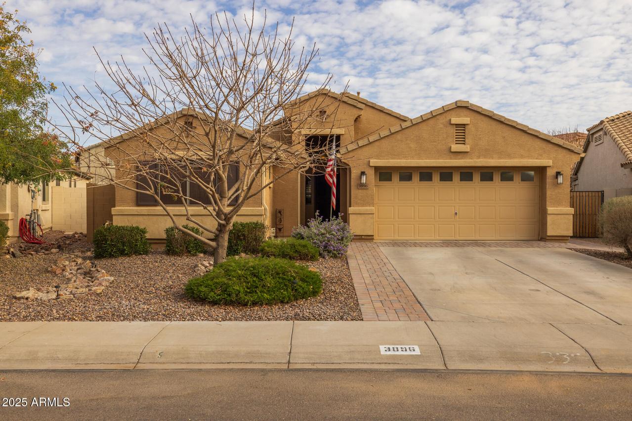 3896 E Aragonite Ln., San Tan Valley, AZ 85143