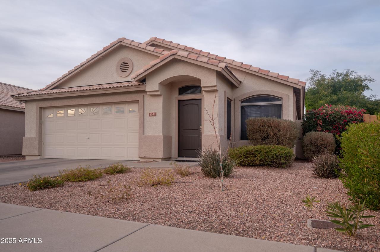 4032 E Jojoba Rd., Phoenix, AZ 85044