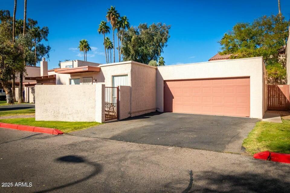 2140 E Rosarita Dr., Tempe, AZ 85281