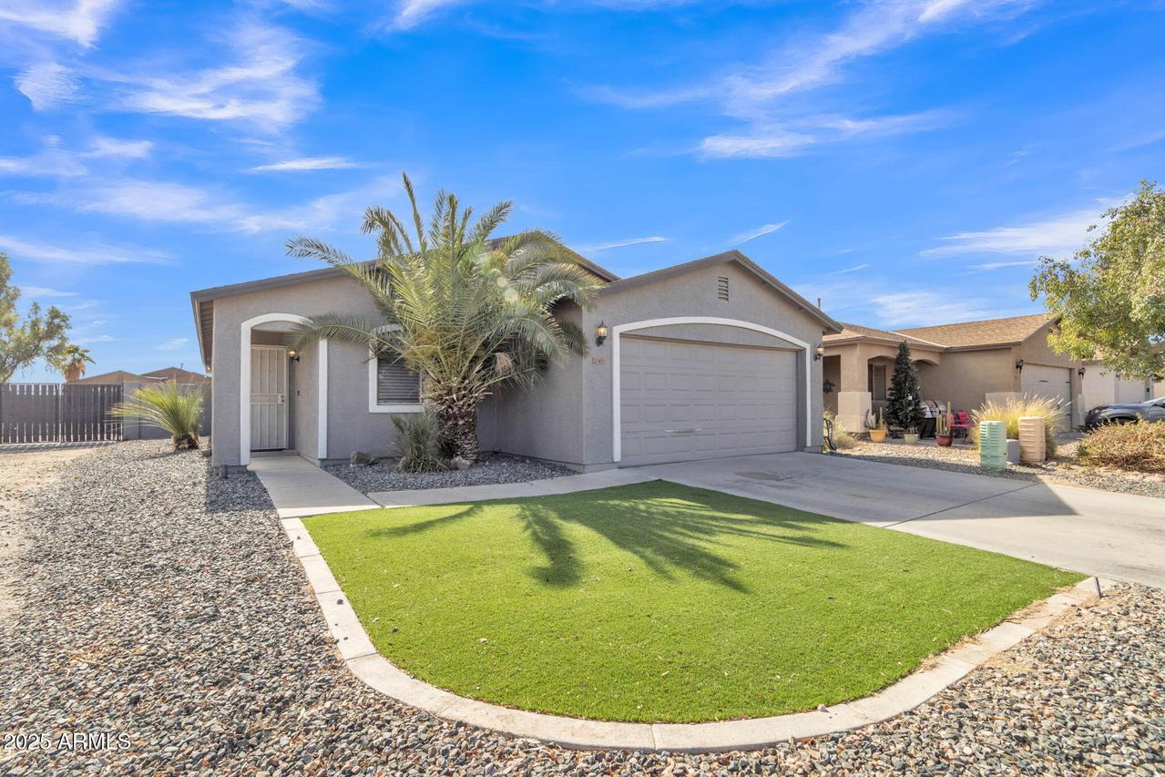 1145 E Silktassel Tr., San Tan Valley, AZ 85143