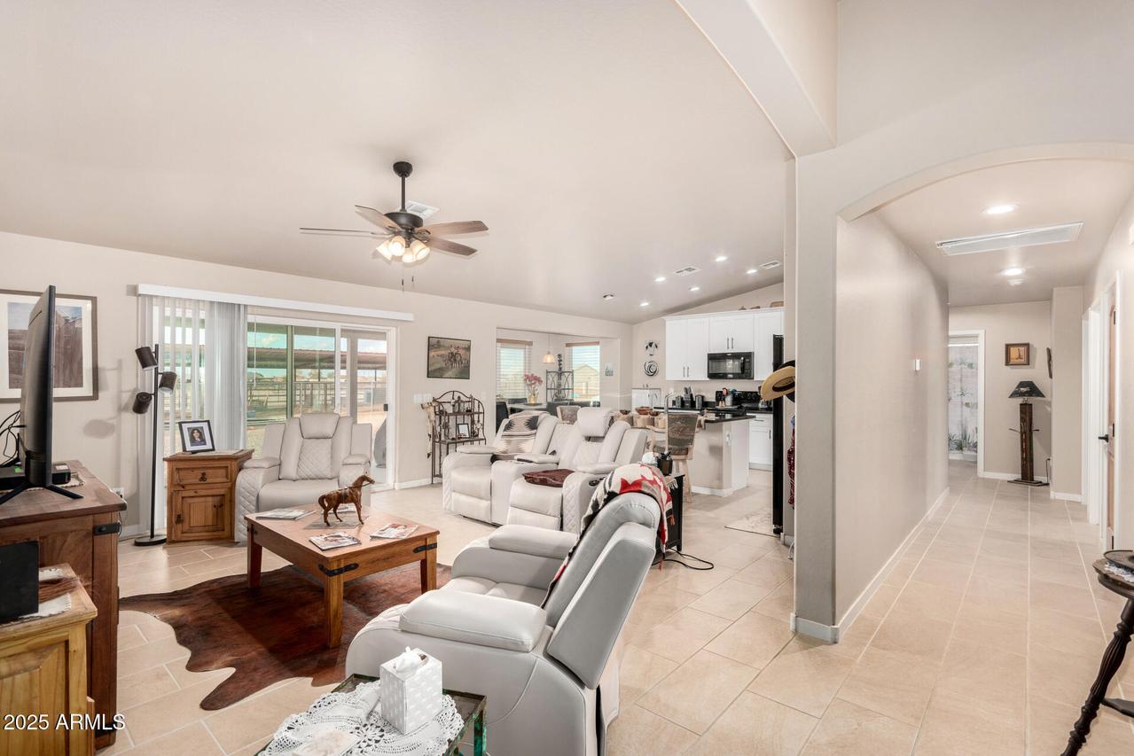 20438 W Carver Rd., Buckeye, AZ 85326