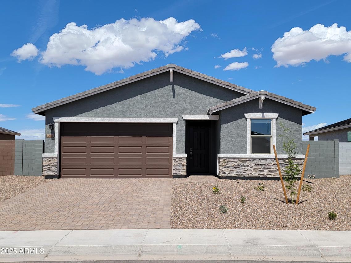 4340 W Jeanette Ln., San Tan Valley, AZ 85144
