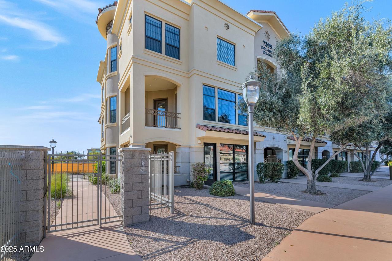 7295 N Scottsdale Rd. #1004, Paradise Valley, AZ 85253