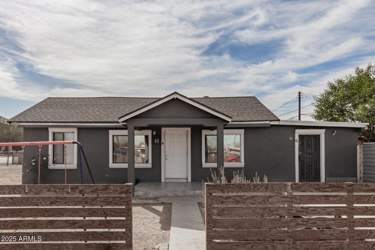 501 W Romley Ave., Phoenix, AZ 85041