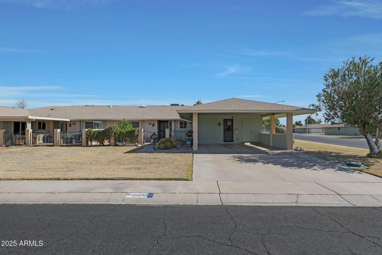 10602 W Roundelay Cir., Sun City, AZ 85351
