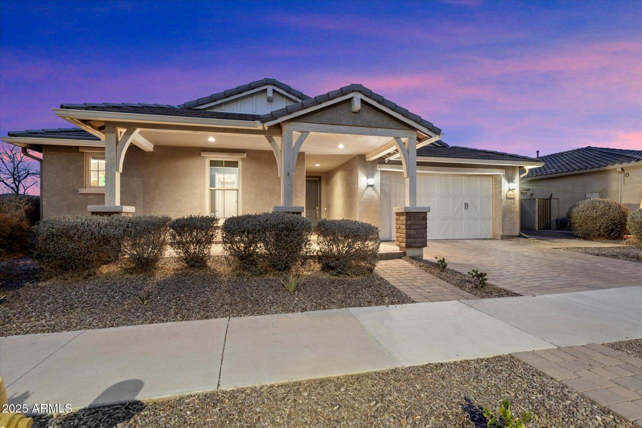 10702 E Sheffield Dr., Mesa, AZ 85212