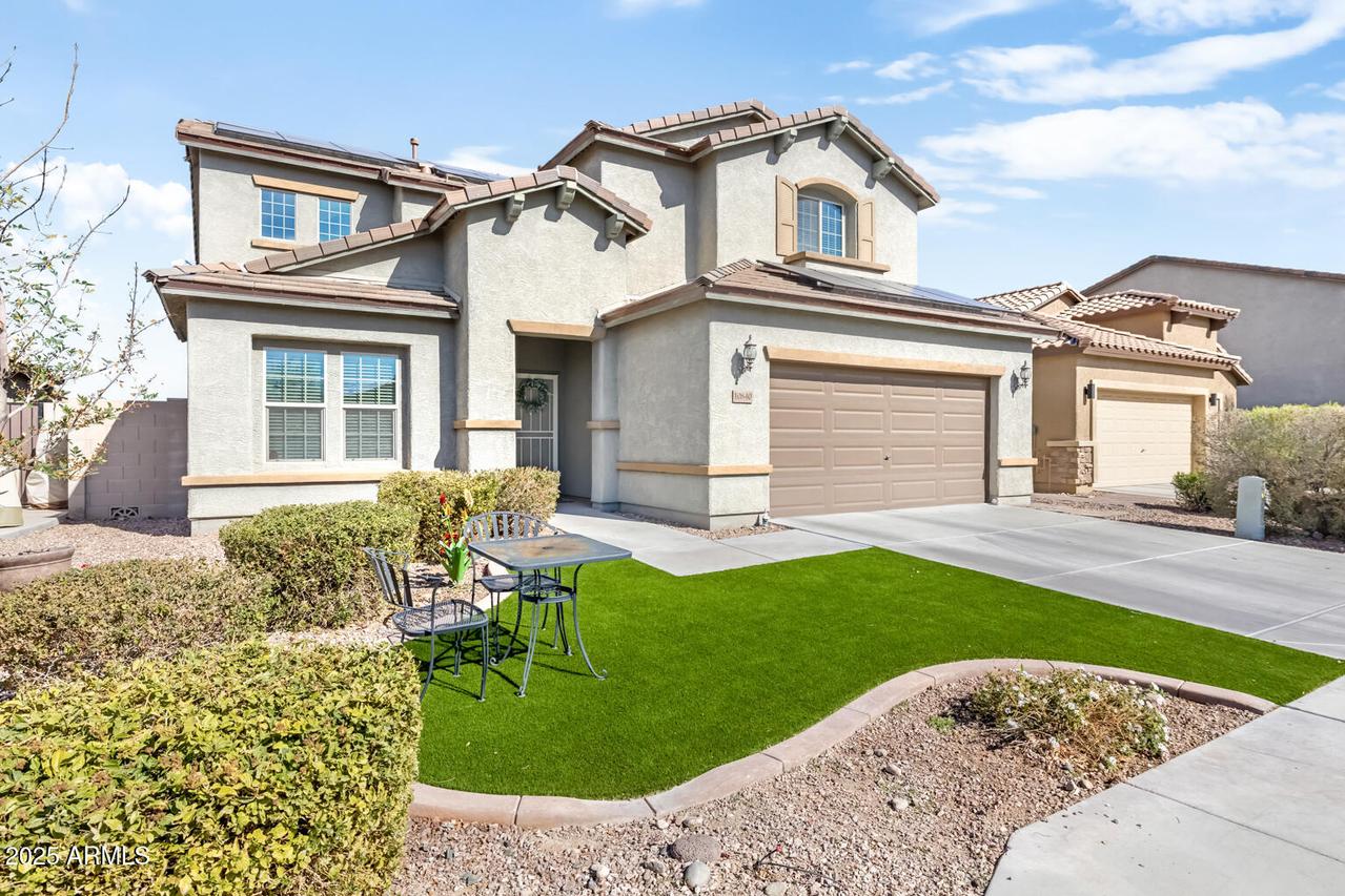 10840 W Saddlehorn Rd., Peoria, AZ 85383