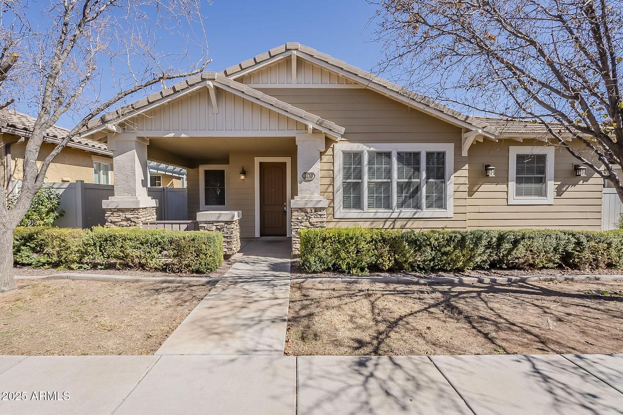 1170 S Agnes Ln., Gilbert, AZ 85296
