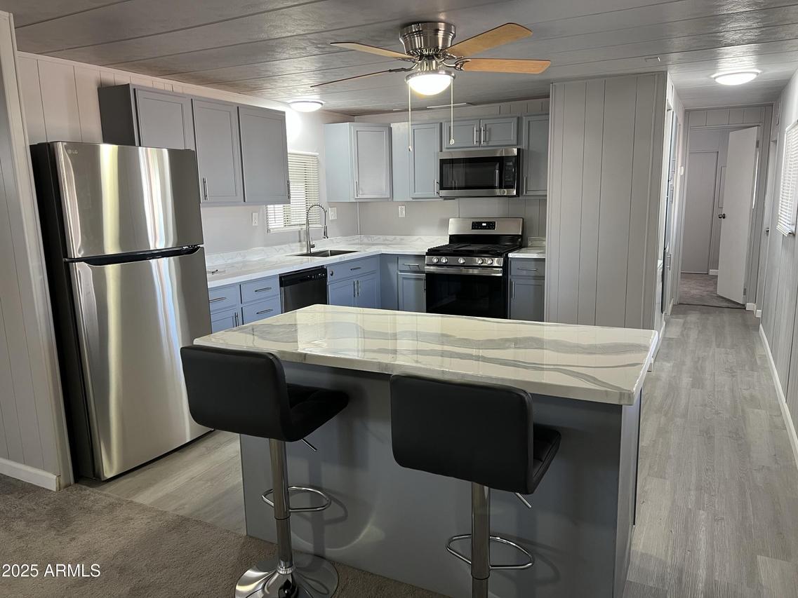 10701 N 99th Ave. #231, Peoria, AZ 85345