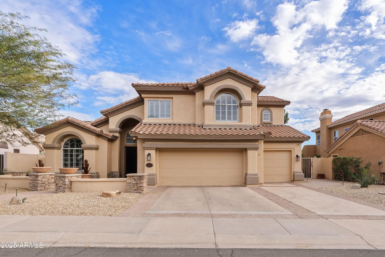 1307 E Desert Broom Way, Phoenix, AZ 85048