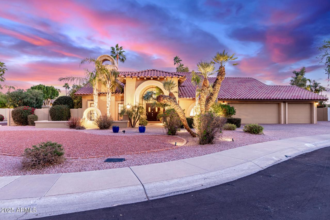 9725 E Mission Ln., Scottsdale, AZ 85258