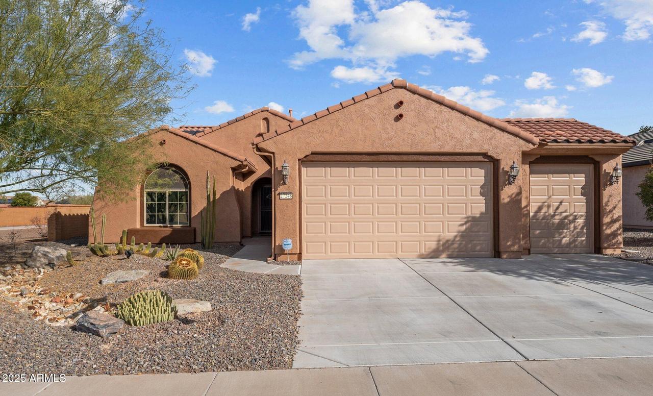 27248 W Mohawk Ln., Buckeye, AZ 85396