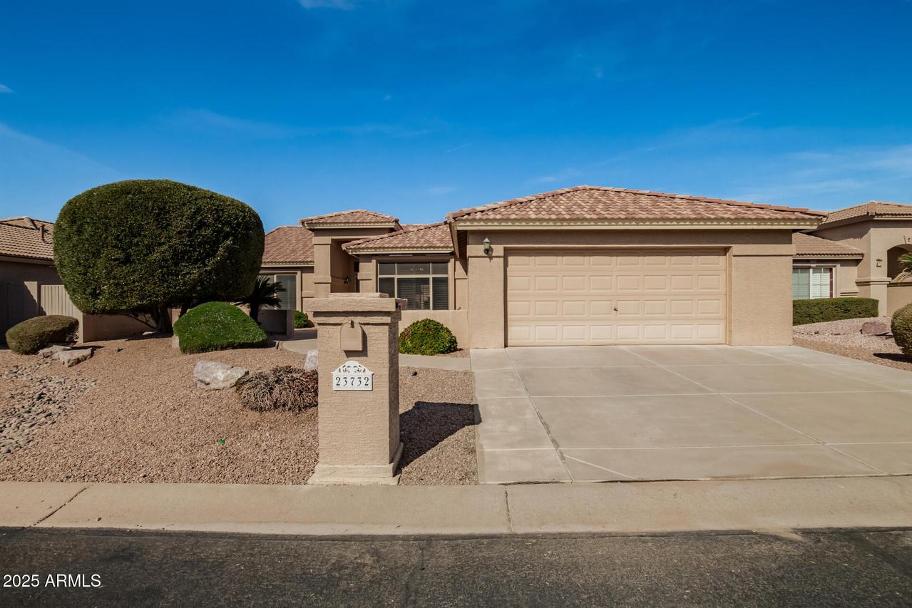 23732 S Glenburn Dr., Sun Lakes, AZ 85248