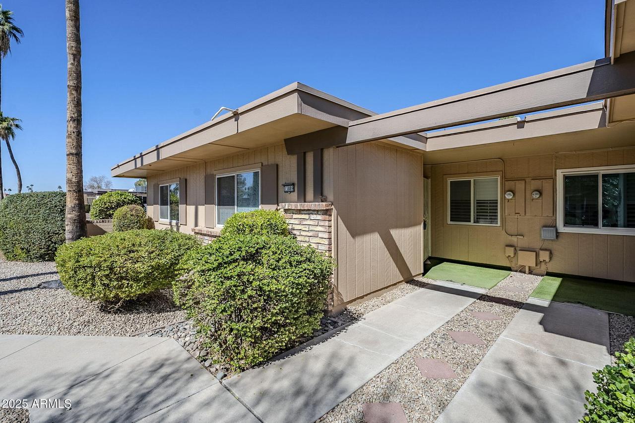 13889 N 111th Ave., Sun City, AZ 85351