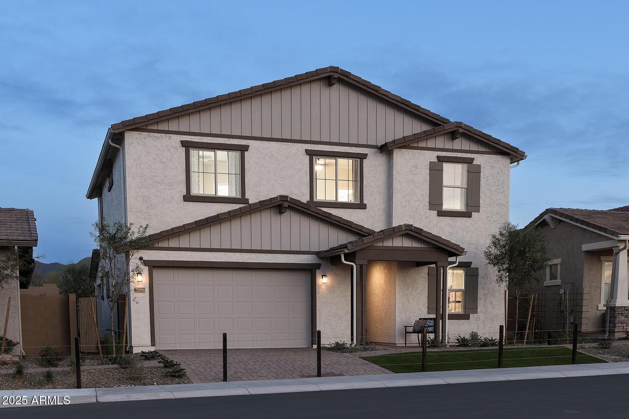 44327 N 43rd Dr., Phoenix, AZ 85087