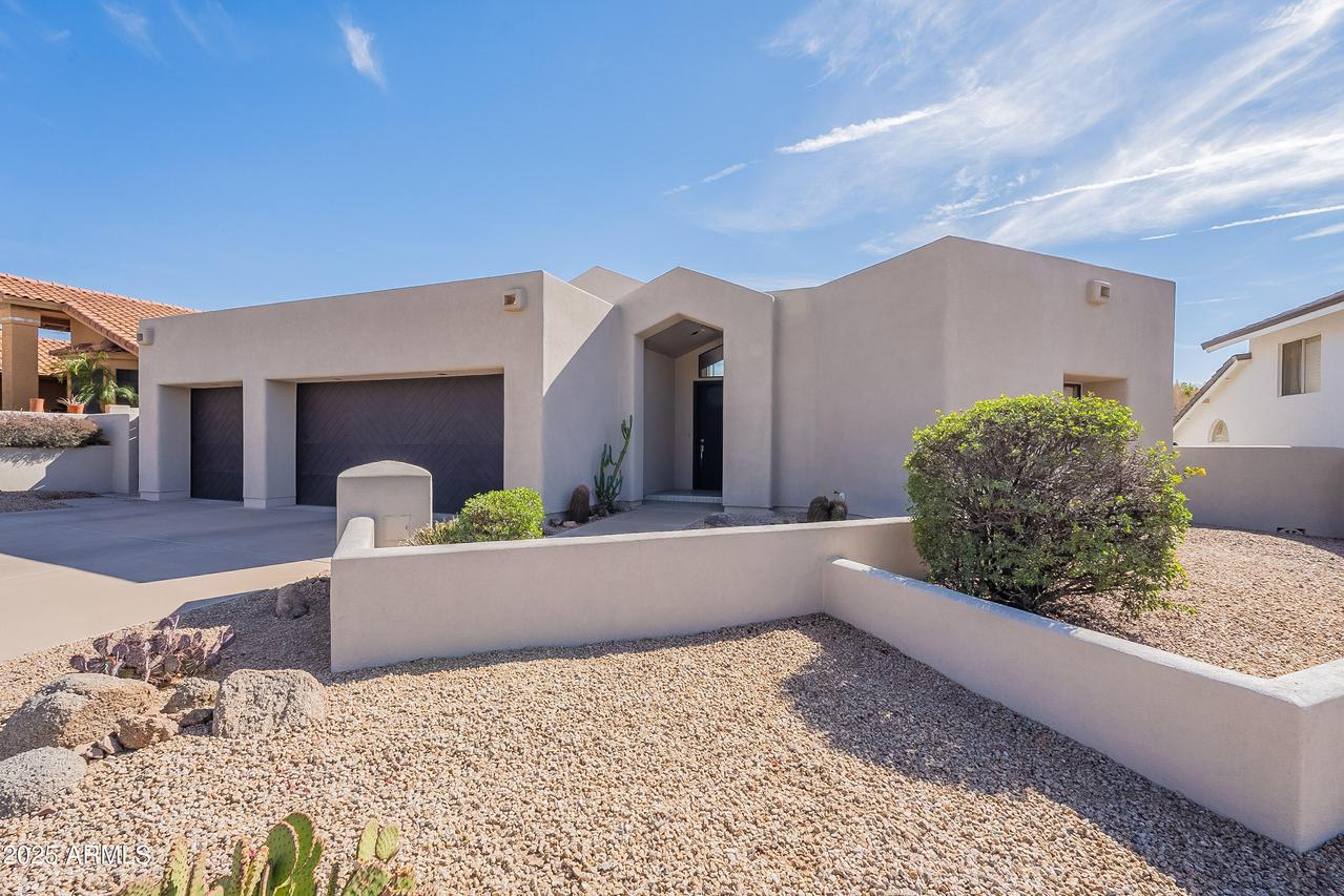 1219 E Seminole Dr., Phoenix, AZ 85022