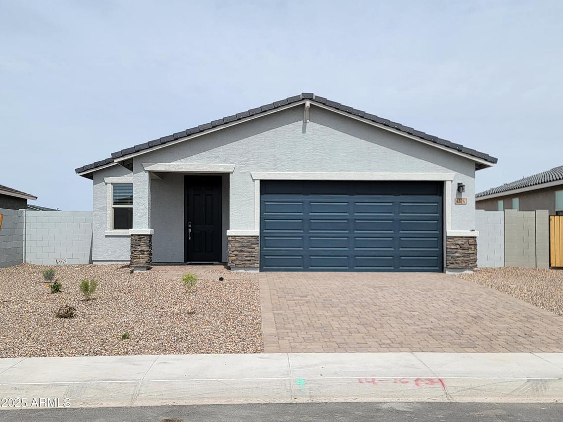 4324 W Jeanette Ln., San Tan Valley, AZ 85144
