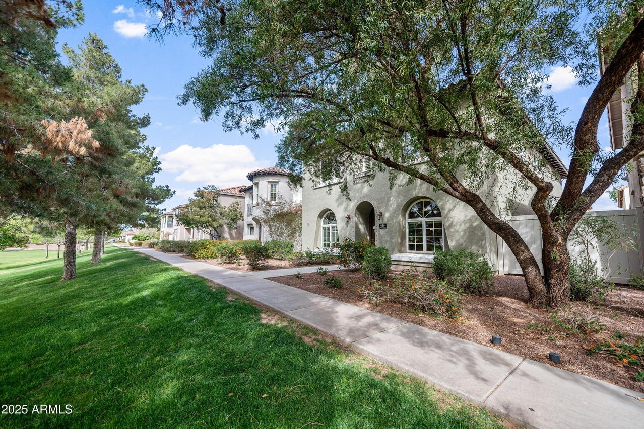 964 S Henry Ln., Gilbert, AZ 85296