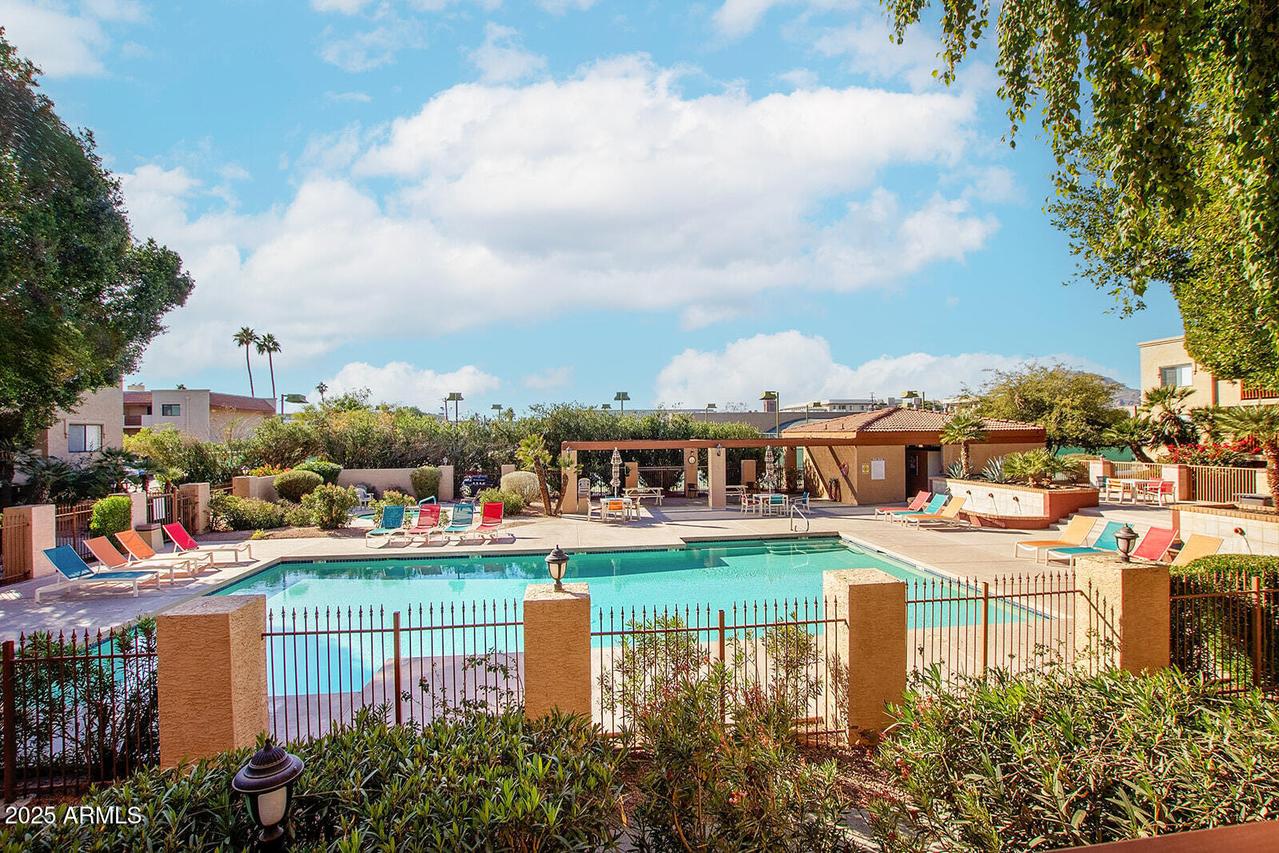 3031 N Civic Center Plz. #261, Scottsdale, AZ 85251