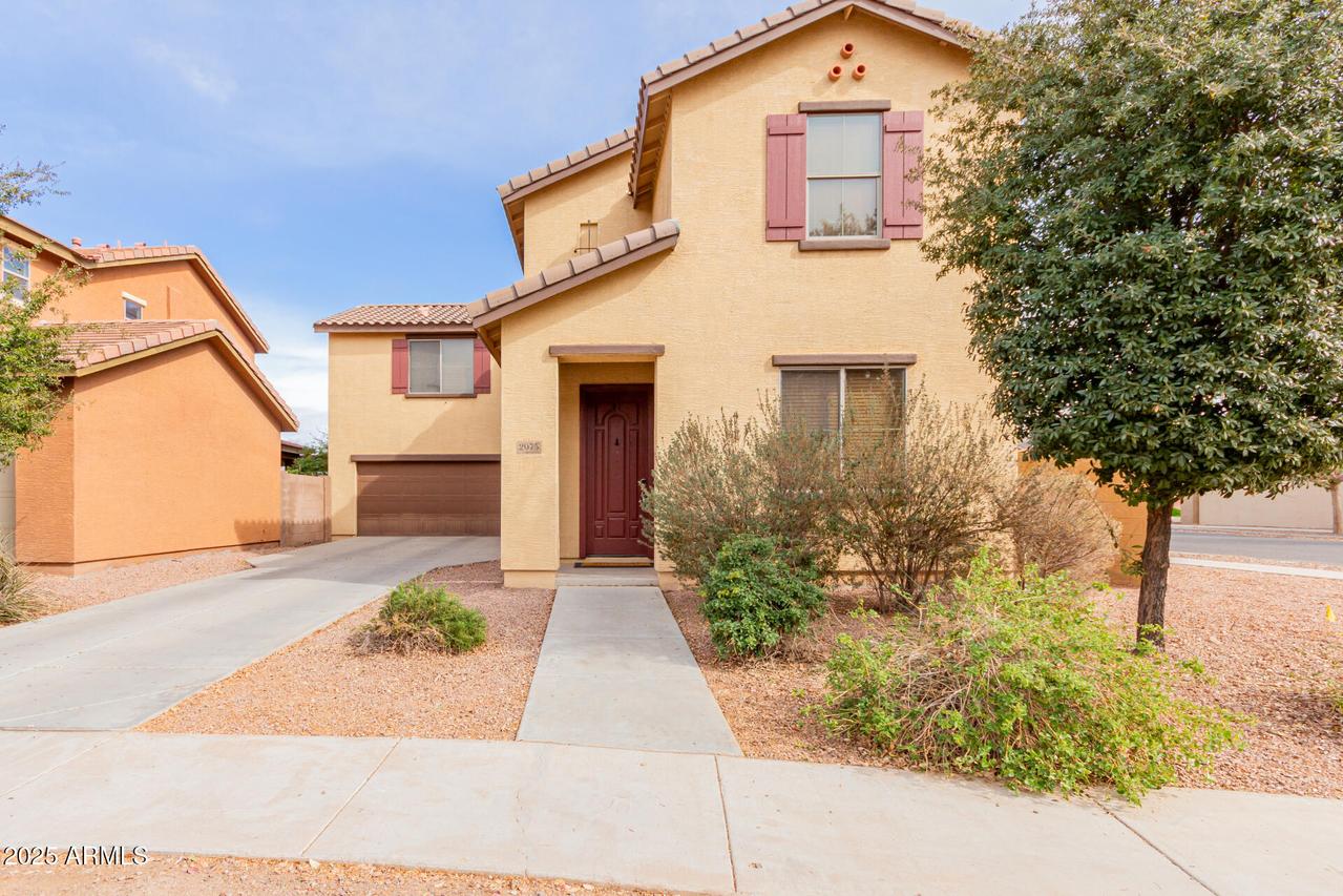 2075 S Ponderosa Dr., Gilbert, AZ 85295