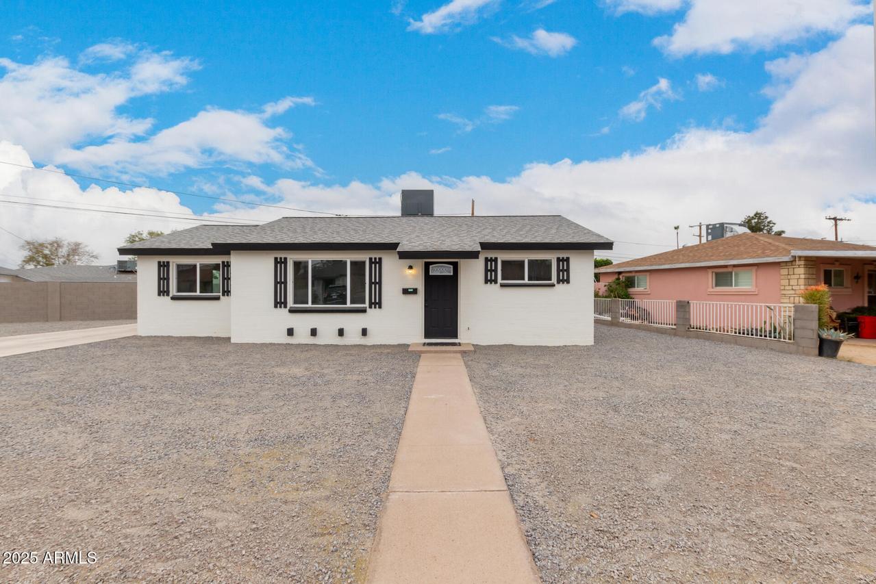 3009 W Alice Ave., Phoenix, AZ 85051