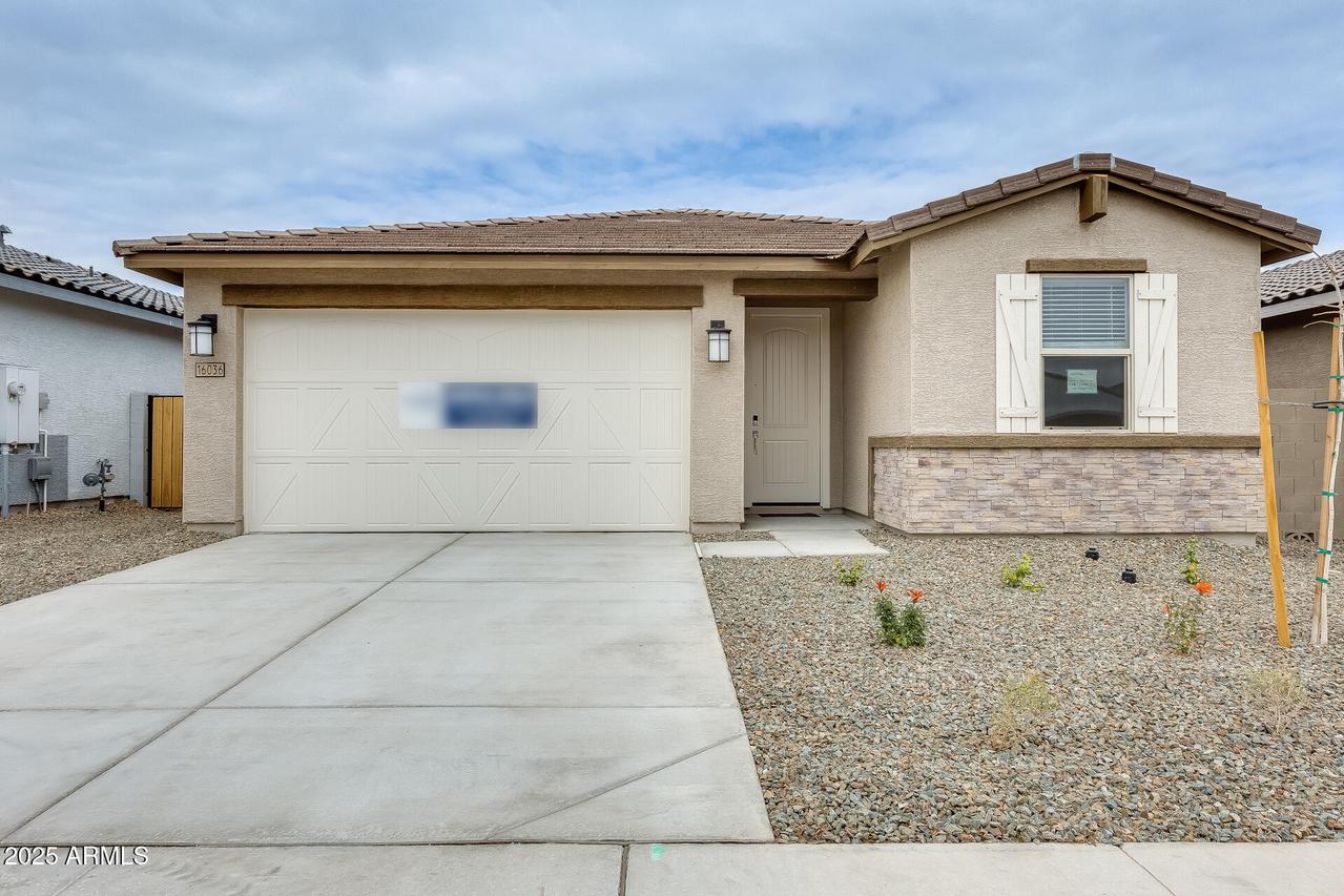 16036 W Desert Hollow Dr., Surprise, AZ 85387
