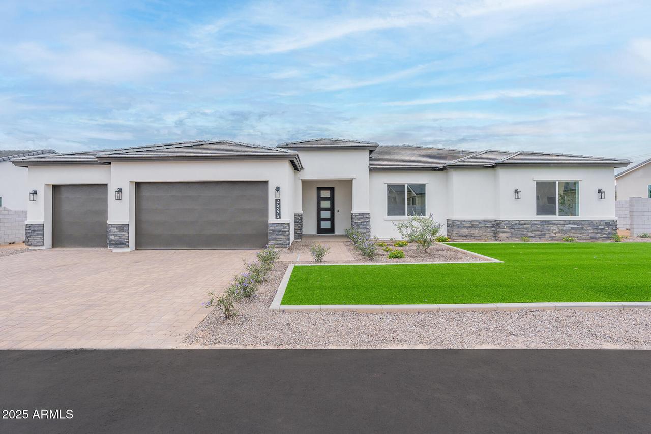 7295 S 221st Ave., Buckeye, AZ 85326
