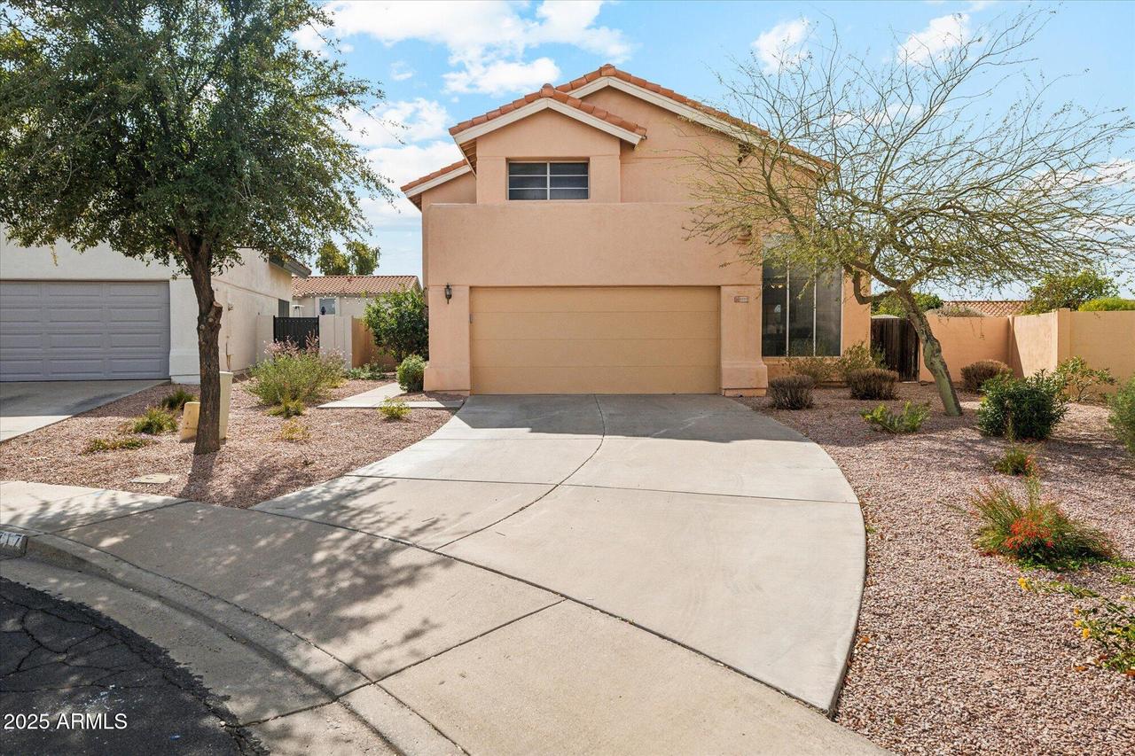 6717 E Saddleback Cir., Mesa, AZ 85215