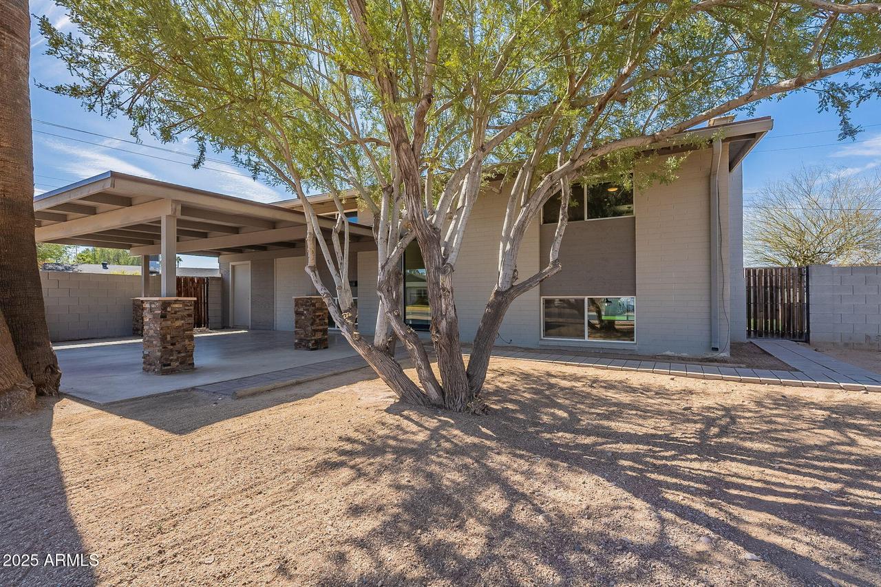 3332 S Ventura Dr., Tempe, AZ 85282