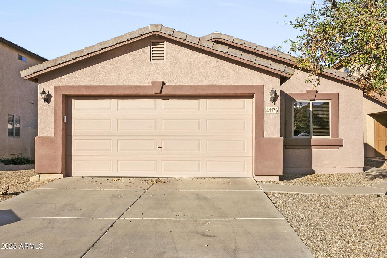41176 N Cambria Dr., San Tan Valley, AZ 85140