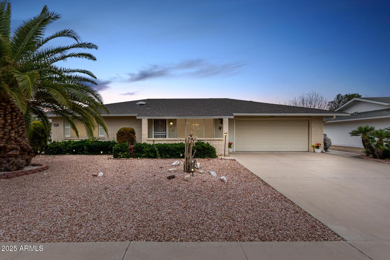 10110 W Sombrero Cir., Sun City, AZ 85373