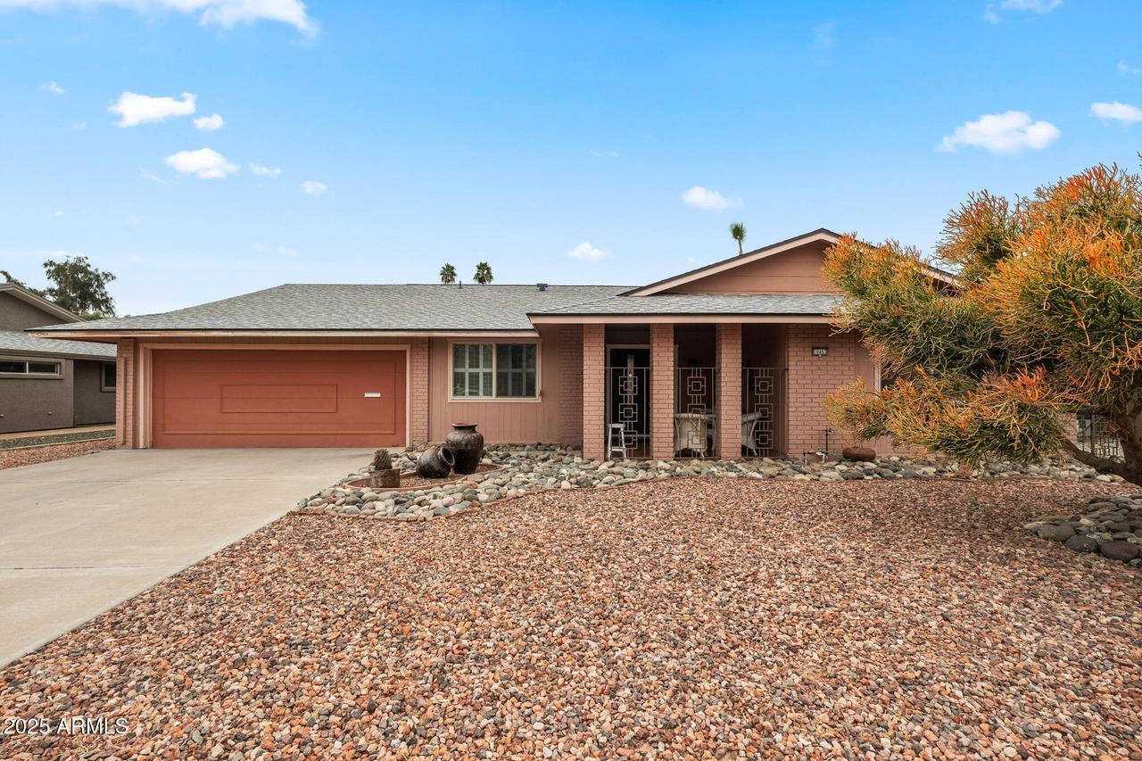 10453 W White Mountain Rd., Sun City, AZ 85351