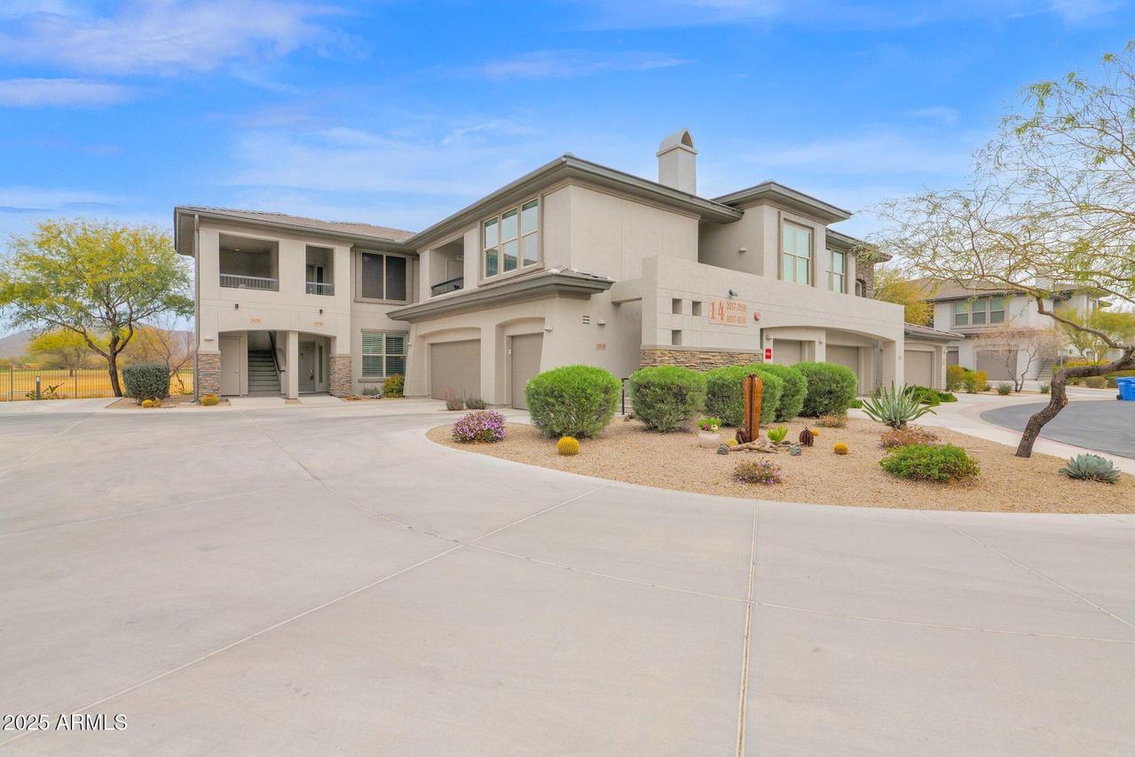 33575 N Dove Lakes Dr. #1038, Cave Creek, AZ 85331